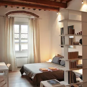  Apartment Il Canzoniere